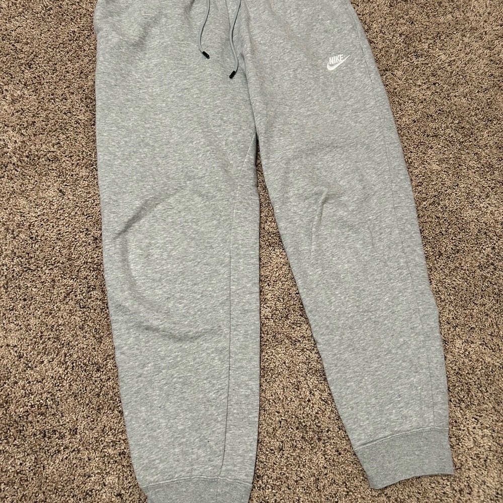 Nike Women’s Sweatpants